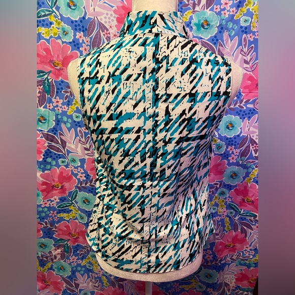 💕3 for $20💕 Cow neck style blouse - Picture 6 of 6